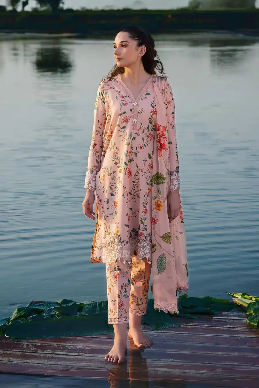 Maria.B M.Basics Emb...